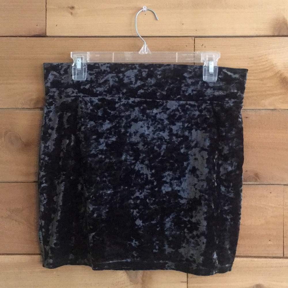 Stretchy High Waisted Velvet Mini Skirt